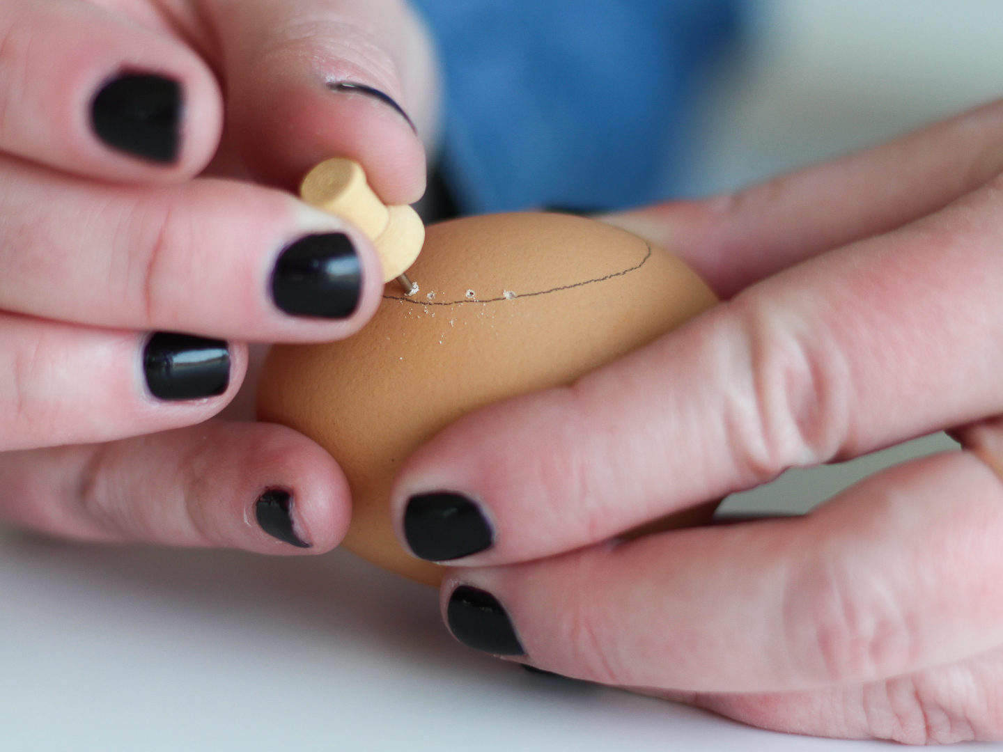 how to make a diorama egg